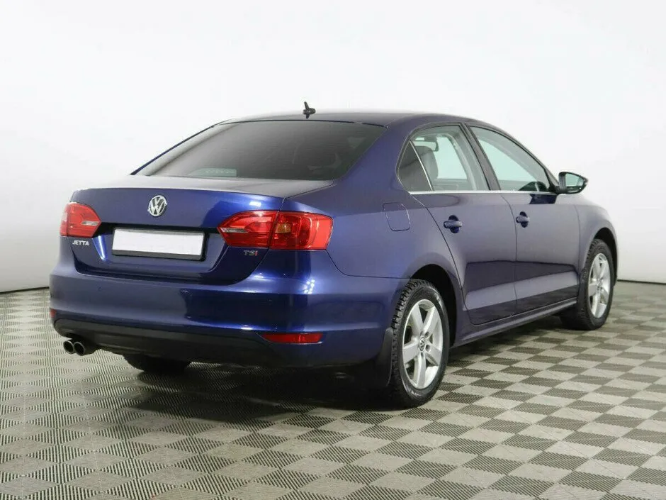 Volkswagen Jetta VI — фото 3
