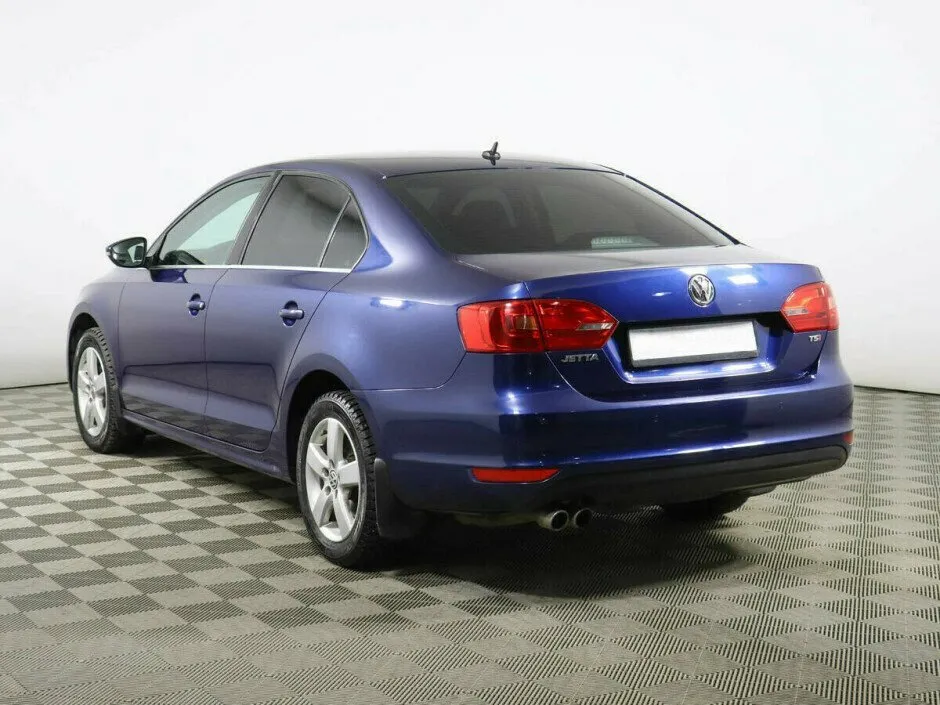 Volkswagen Jetta VI — фото 4