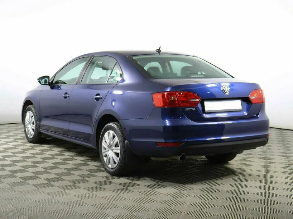 Volkswagen Jetta VI — фото 4