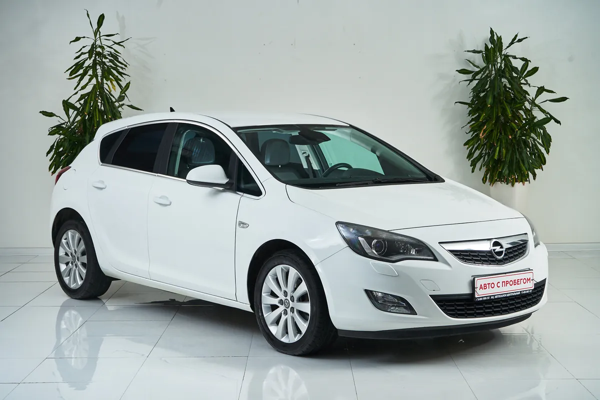 Opel Astra J · Cosmo — фото 3