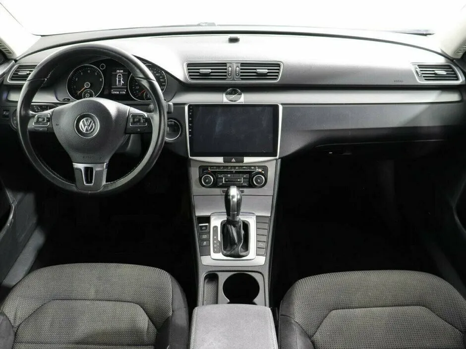 Volkswagen Passat B7 — фото 5