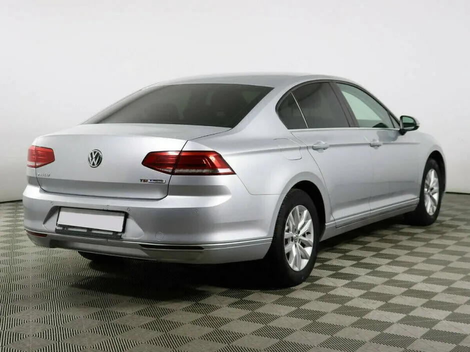 Volkswagen Passat B8 — фото 4