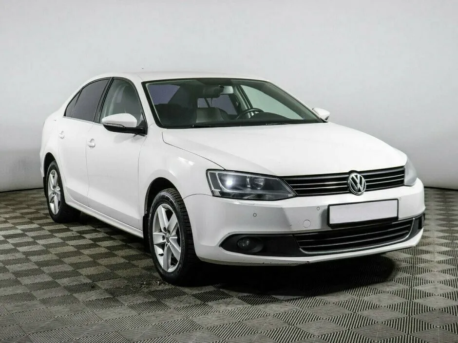 Volkswagen Jetta VI — фото 2