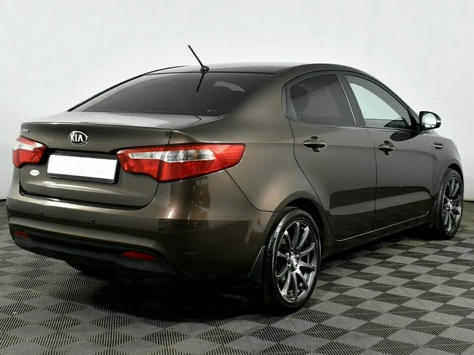 Kia Rio III — фото 2
