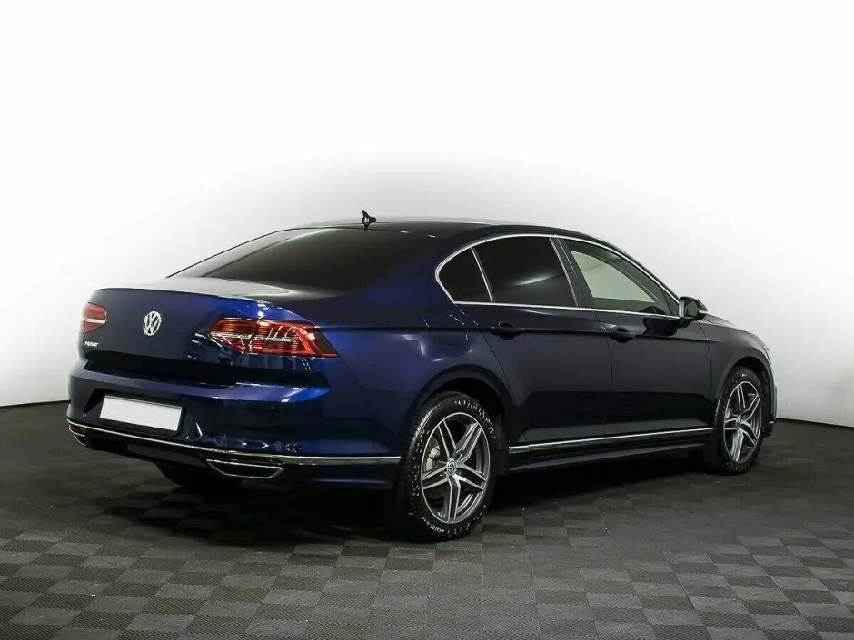 Volkswagen Passat B8 — фото 4