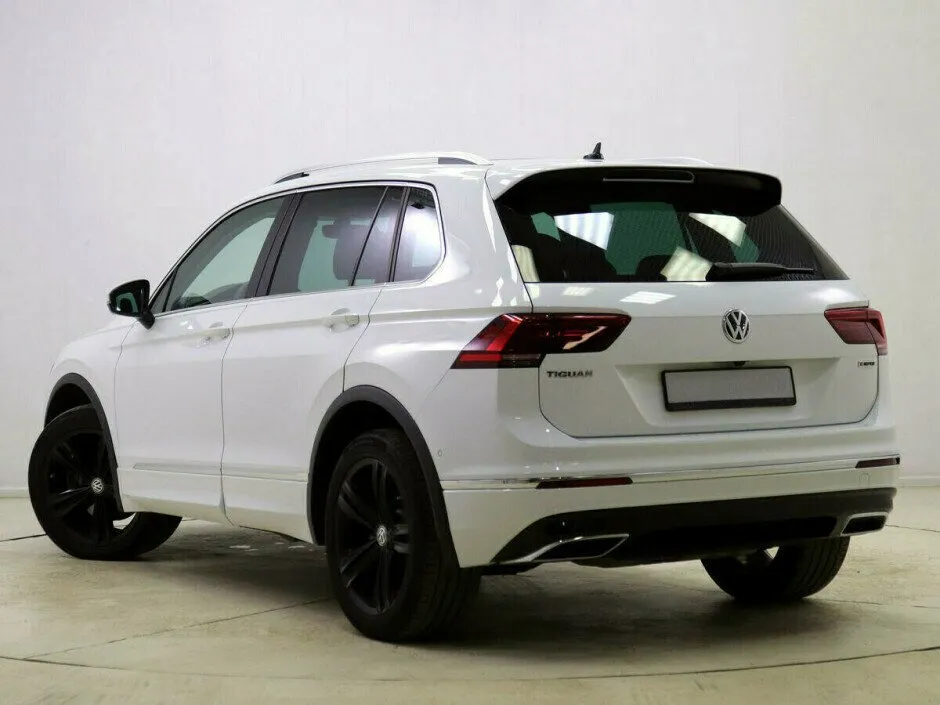 Volkswagen Tiguan II — фото 4