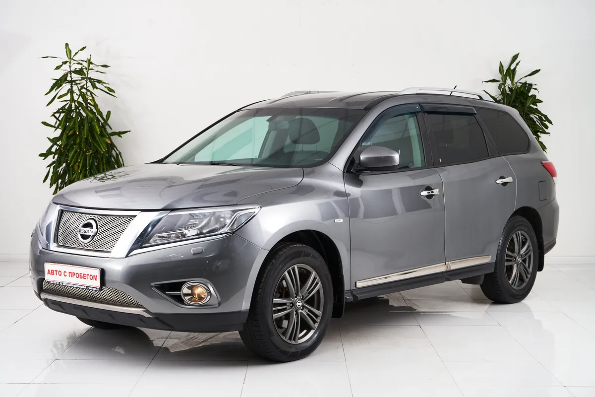 Nissan Pathfinder IV
