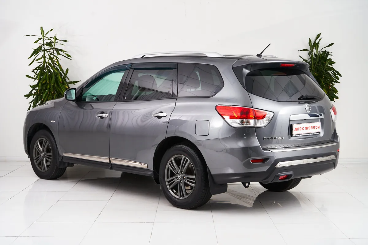 Nissan Pathfinder IV — фото 4