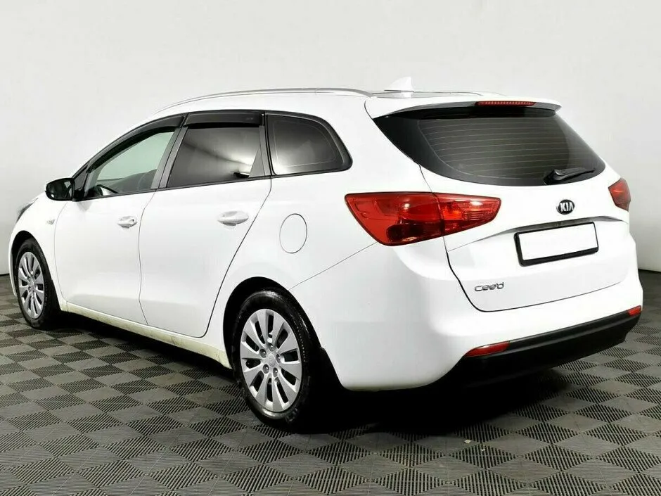 Kia Ceed II Рестайлинг — фото 4