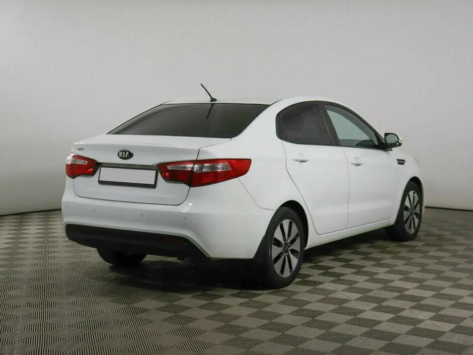 Kia Rio III — фото 2