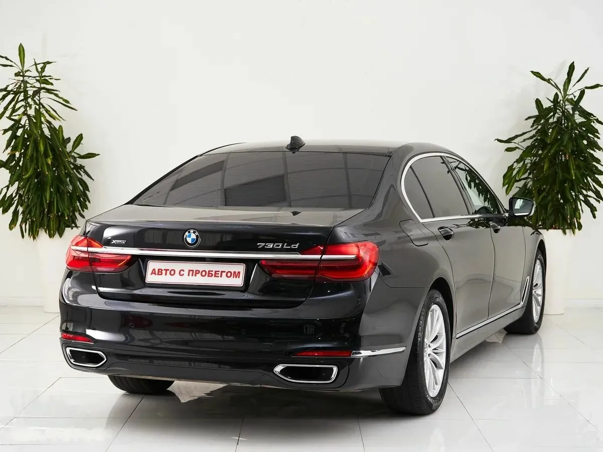 BMW 7 серии VI (G11/G12) — фото 4