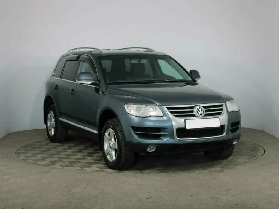 Volkswagen Touareg I Рестайлинг · R5 2.5TDI — фото 2