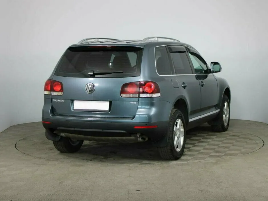 Volkswagen Touareg I Рестайлинг · R5 2.5TDI — фото 4