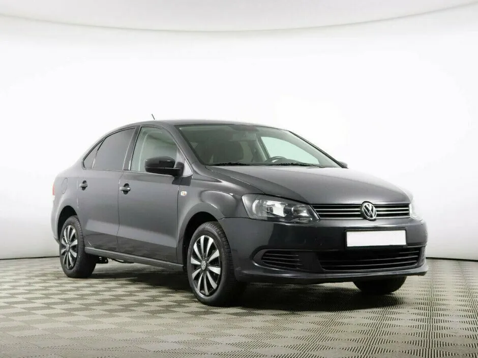 Volkswagen Polo V Рестайлинг · Highline 15-18 — фото 2