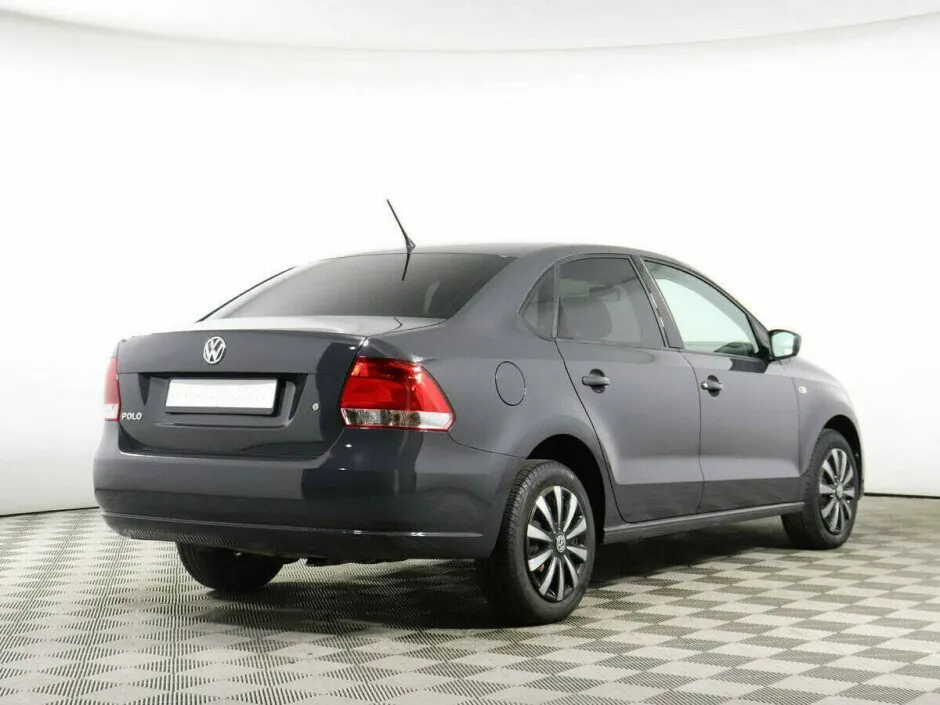 Volkswagen Polo V Рестайлинг · Highline 15-18 — фото 3