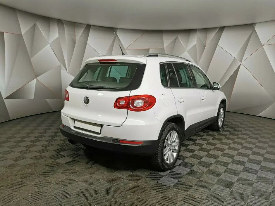 Volkswagen Tiguan I Рестайлинг — фото 2