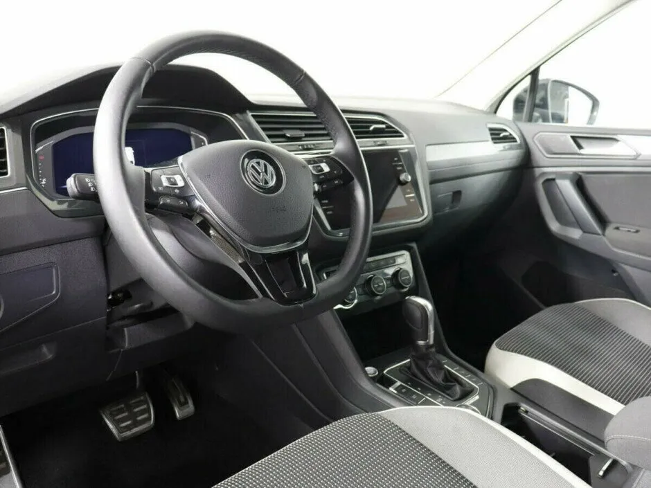 Volkswagen Tiguan II — фото 5