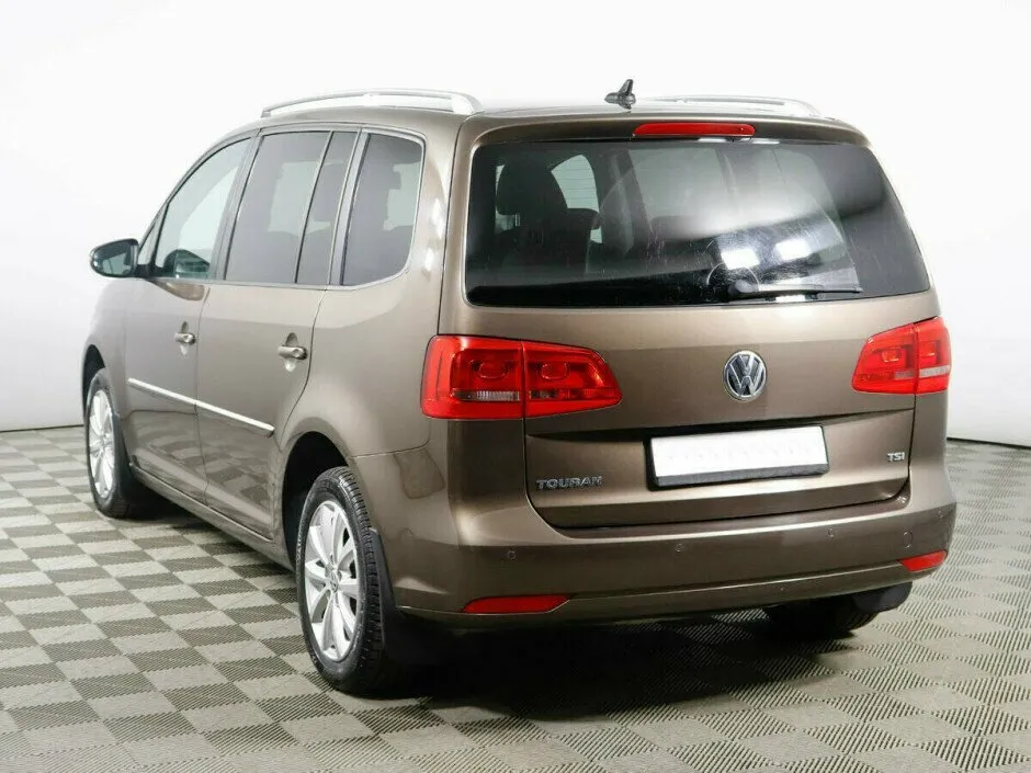 Volkswagen Touran I Рестайлинг 2 — фото 4