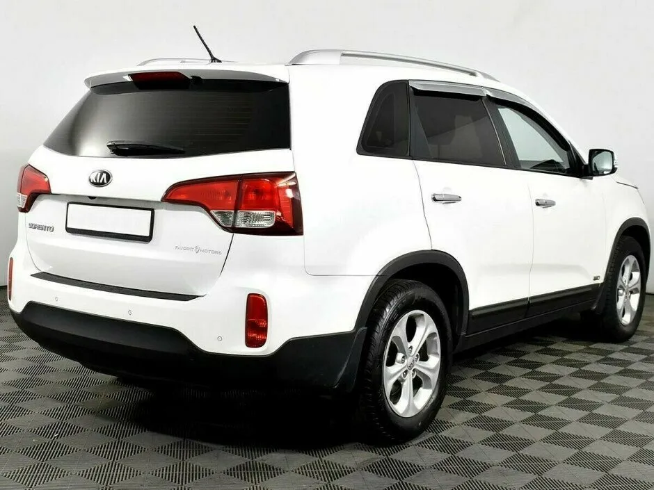 Kia Sorento II Рестайлинг — фото 3