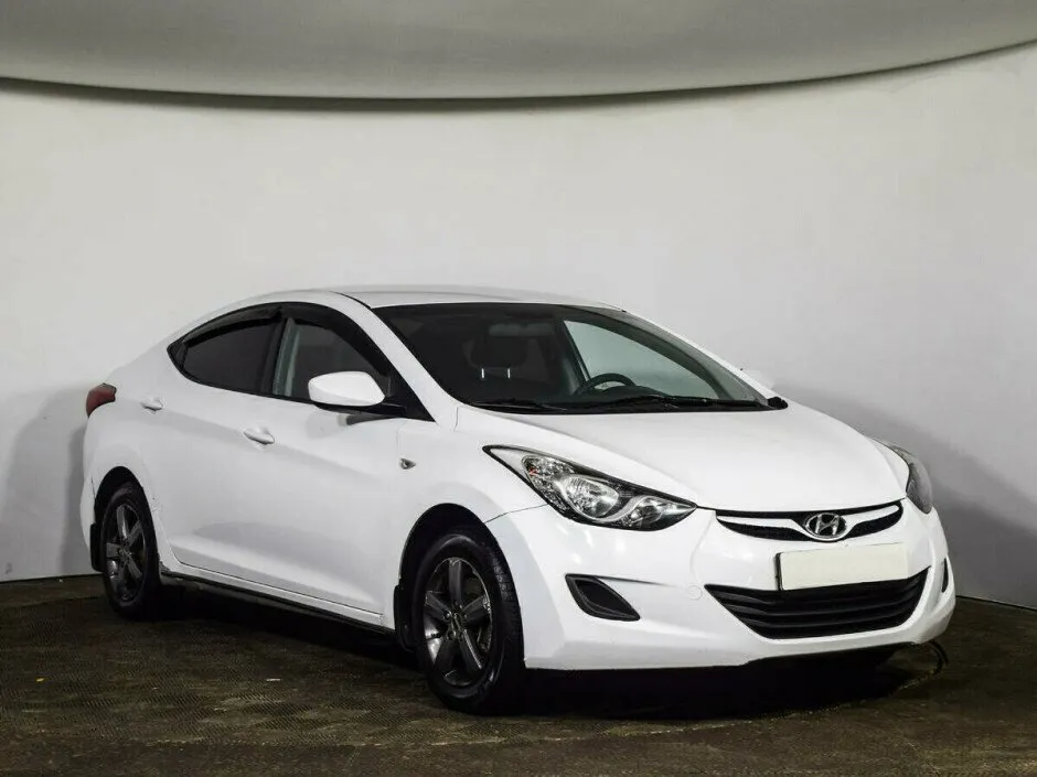 Hyundai Elantra V (MD) — фото 2