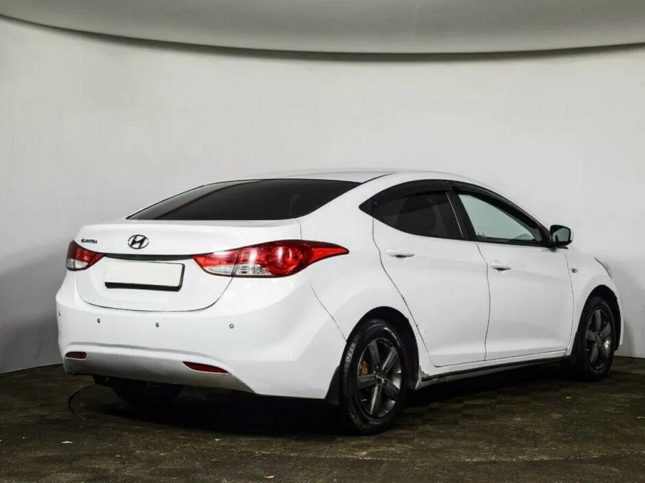 Hyundai Elantra V (MD) — фото 4
