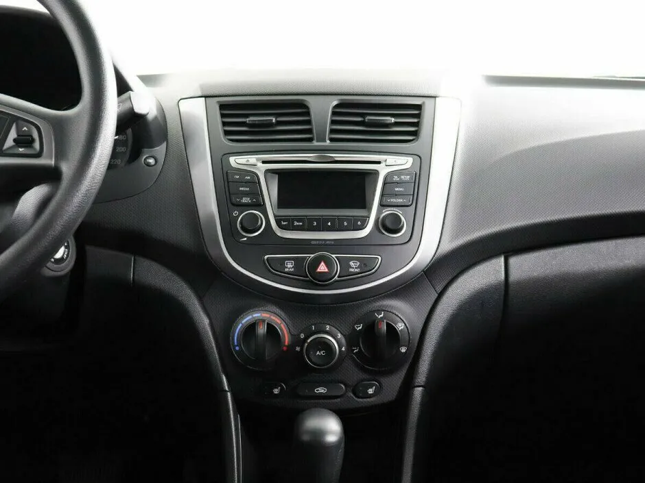 Hyundai Solaris I Рестайлинг — фото 5