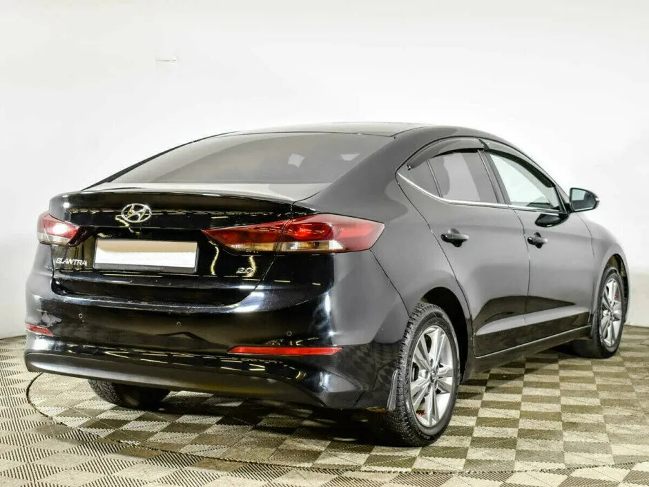 Hyundai Elantra VI (AD) — фото 4