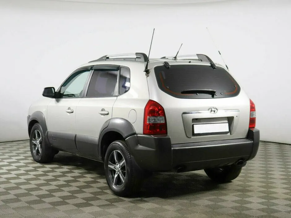Hyundai Tucson I — фото 3