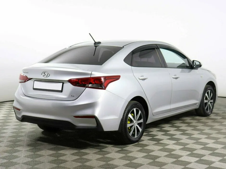 Hyundai Solaris II — фото 4