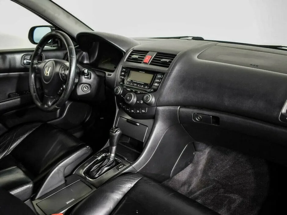 Honda Accord VII Рестайлинг — фото 5
