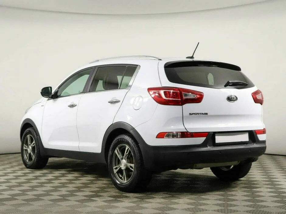 Kia Sportage III — фото 4