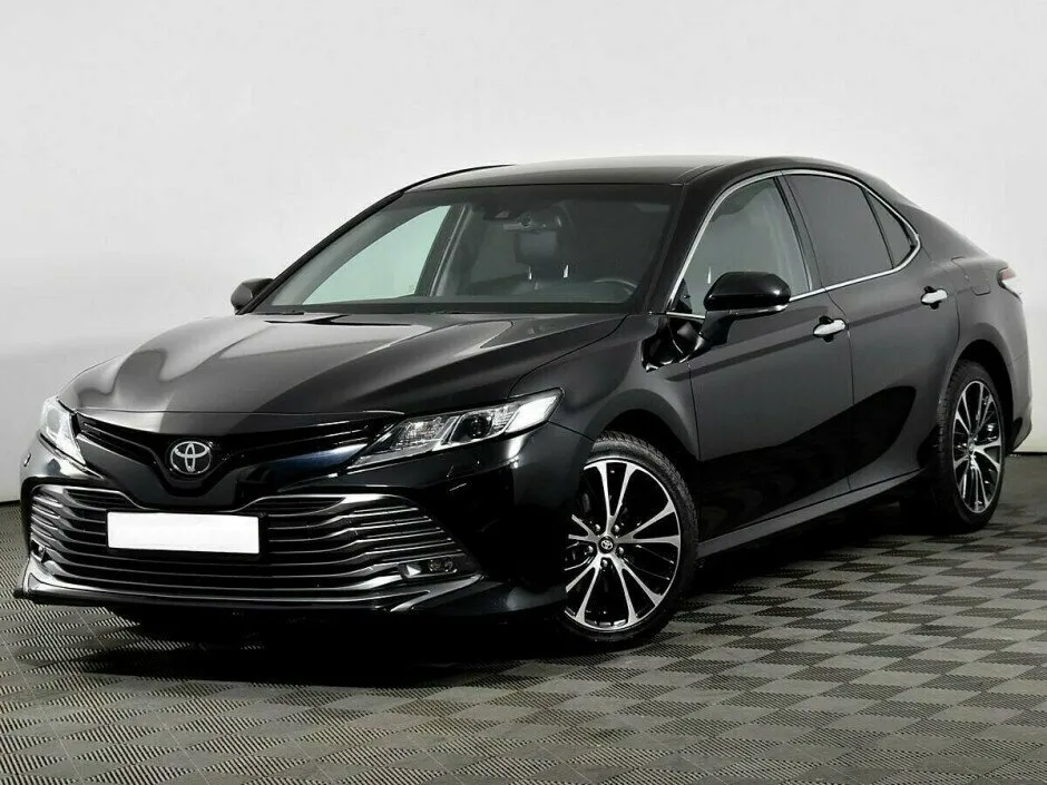Toyota Camry VIII (XV70)