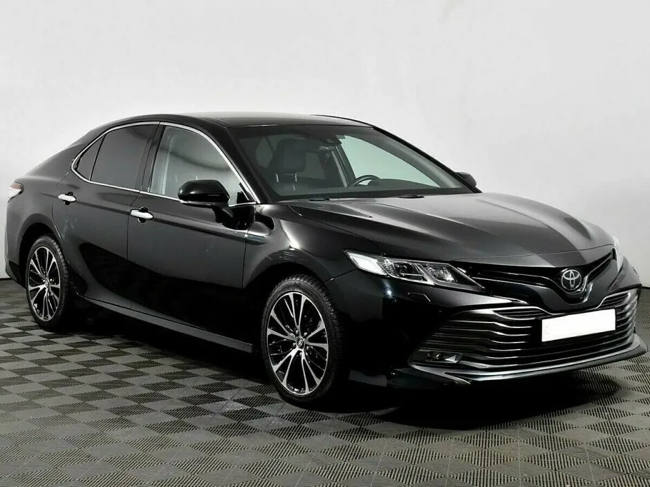 Toyota Camry VIII (XV70) — фото 3
