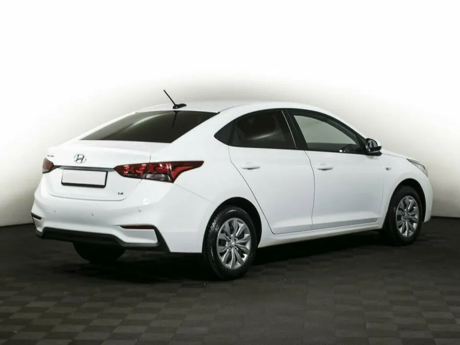 Hyundai Solaris II Рестайлинг — фото 4