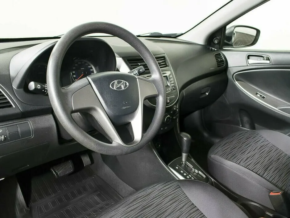 Hyundai Solaris I Рестайлинг — фото 5