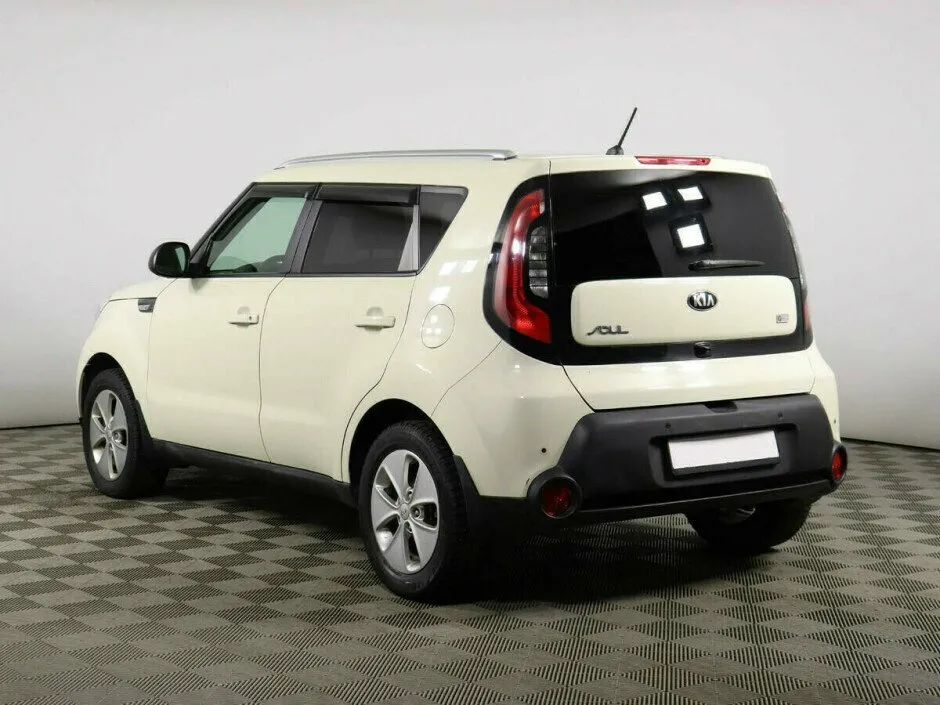 Kia Soul II — фото 4