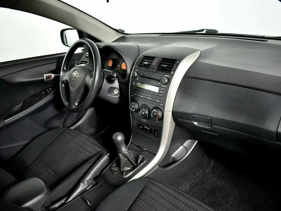 Toyota Corolla X (E140, E150) Рестайлинг — фото 5
