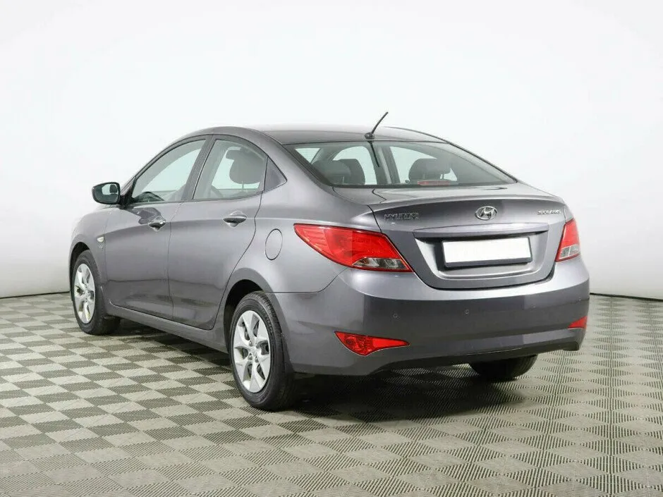 Hyundai Solaris I Рестайлинг — фото 3