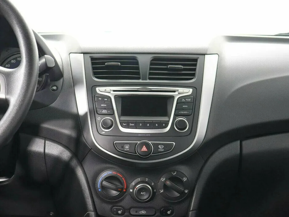 Hyundai Solaris I Рестайлинг — фото 5
