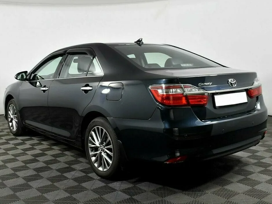 Toyota Camry VIII (XV70) — фото 4