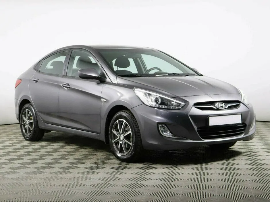Hyundai Solaris I — фото 2