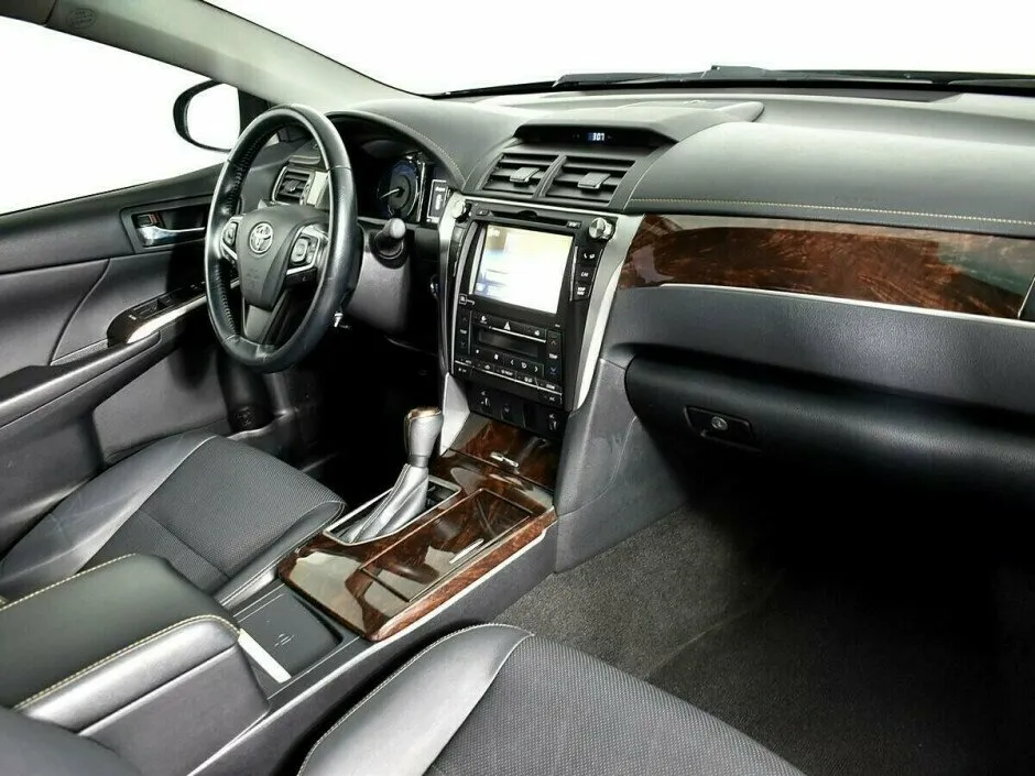Toyota Camry VII (XV50) Рестайлинг 2 — фото 5