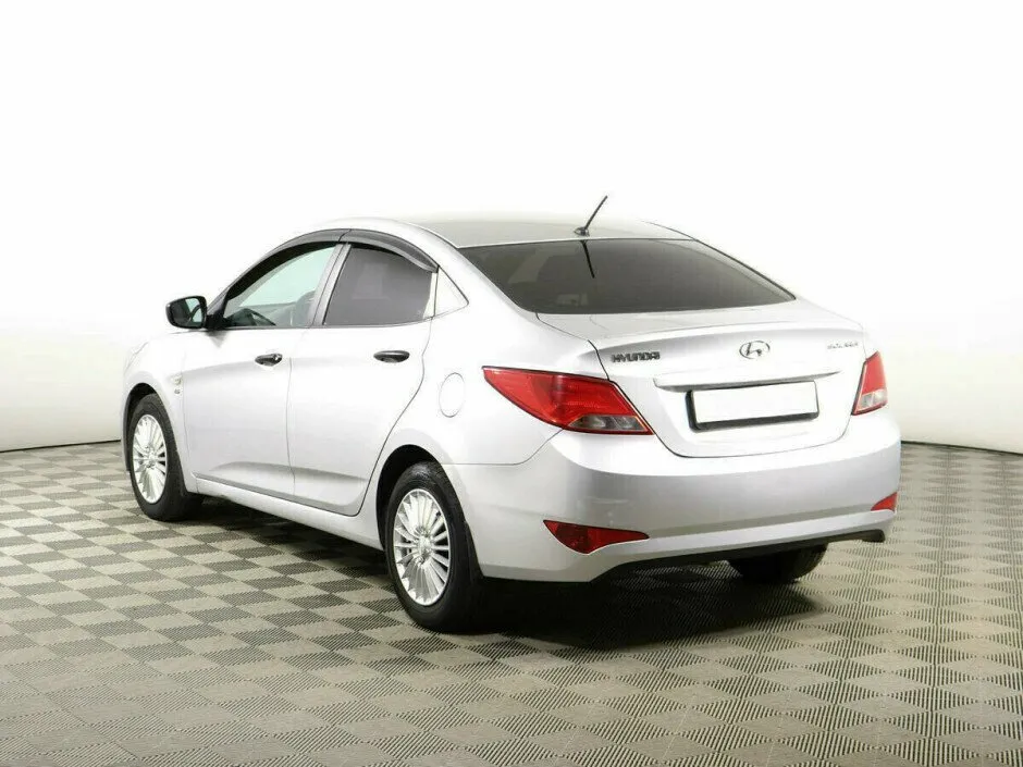 Hyundai Solaris I Рестайлинг — фото 3