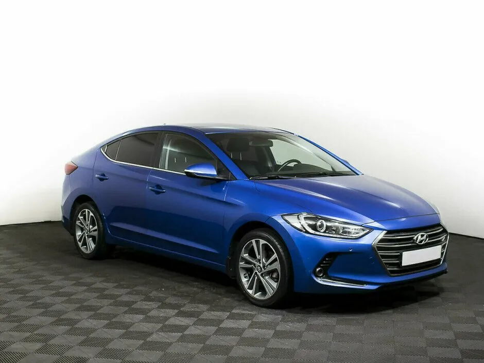 Hyundai Elantra VI (AD) — фото 2