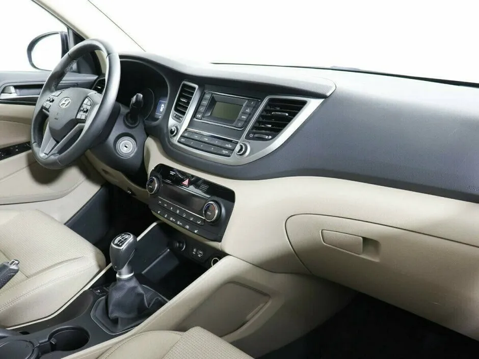 Hyundai Tucson III — фото 5