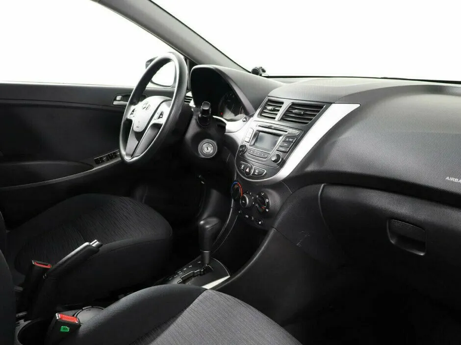 Hyundai Solaris I Рестайлинг — фото 5