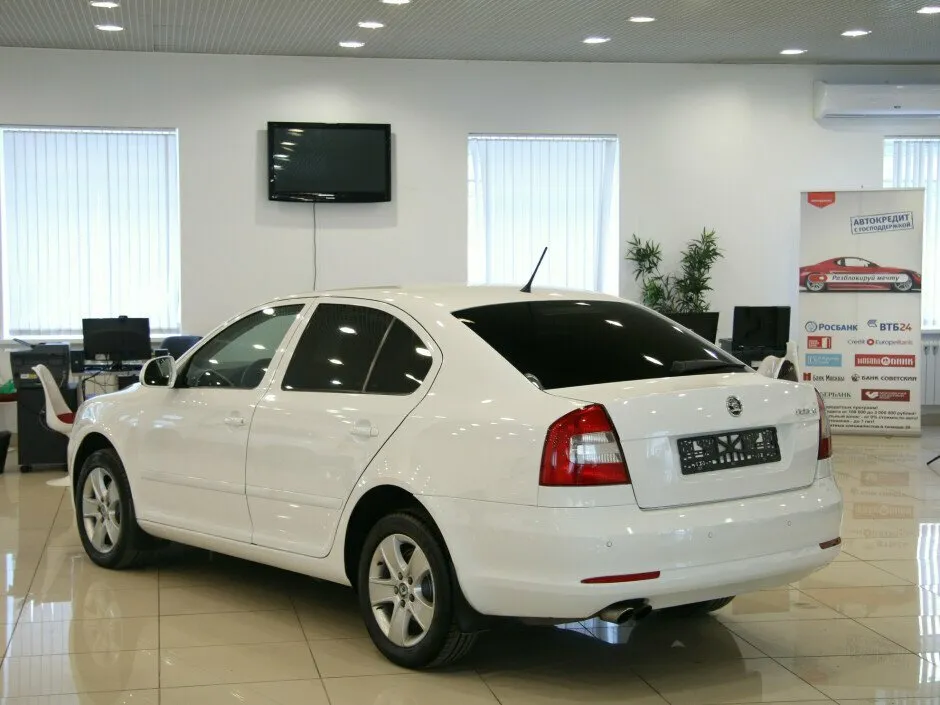Skoda Octavia II (A5) Рестайлинг — фото 3