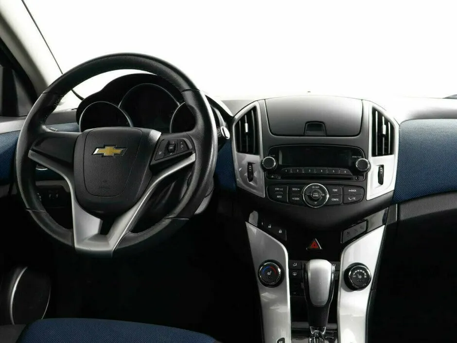 Chevrolet Cruze I Рестайлинг — фото 5
