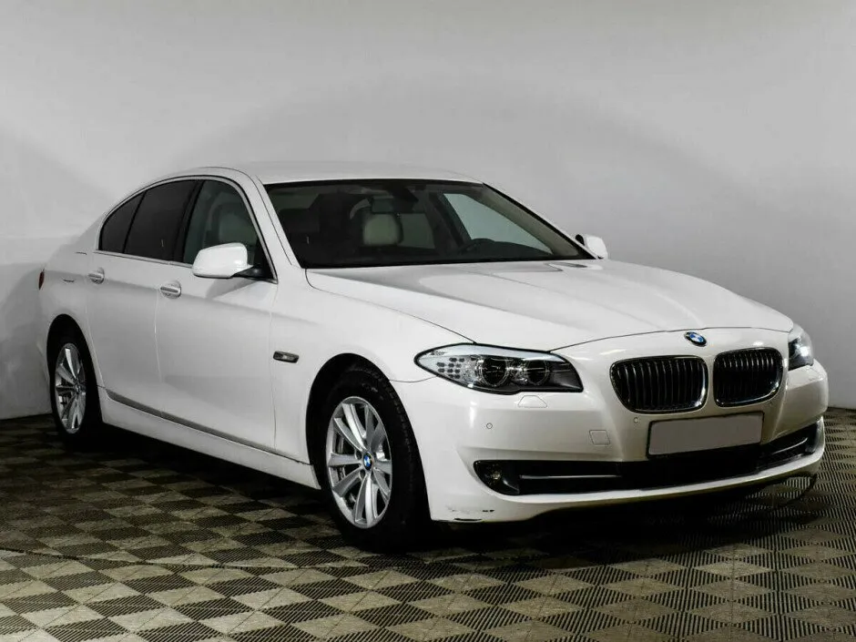 BMW 5 серии VI (F10/F11/F07) Рестайлинг — фото 2