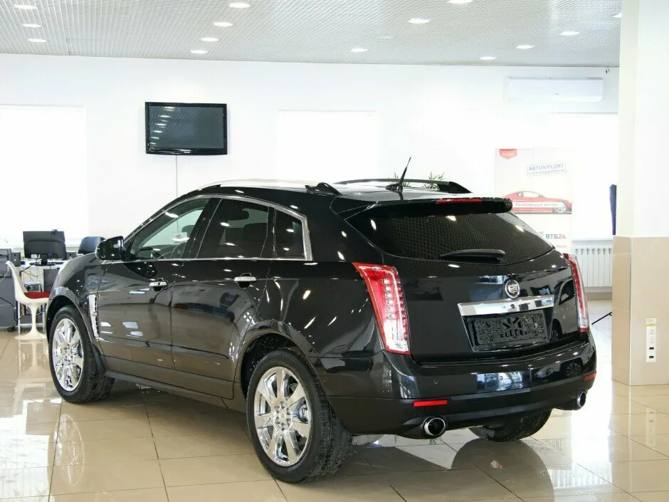 Cadillac SRX II Рестайлинг — фото 3